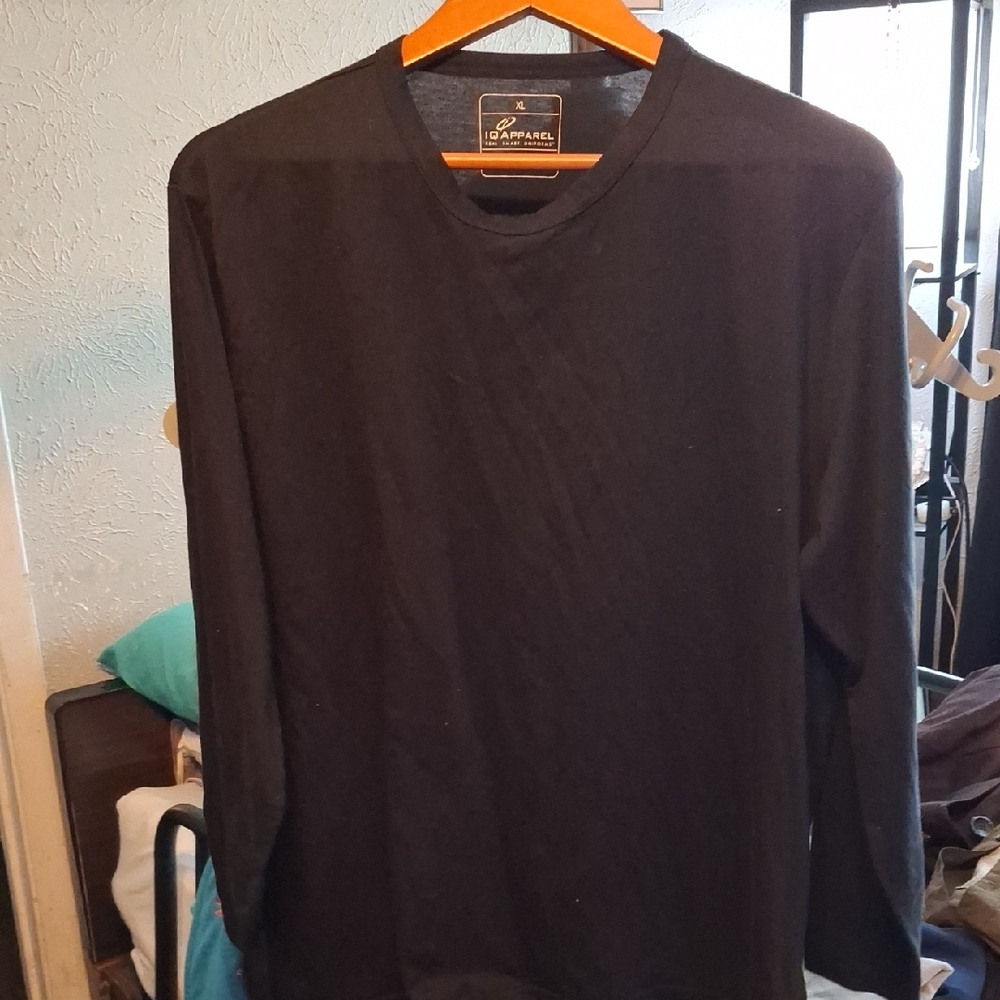 IQ Appparel Black Long Sleeve Shirt